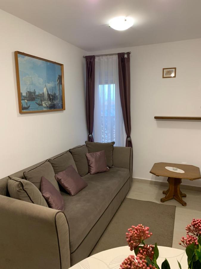 Dodi Apartman ザラカロシュ エクステリア 写真
