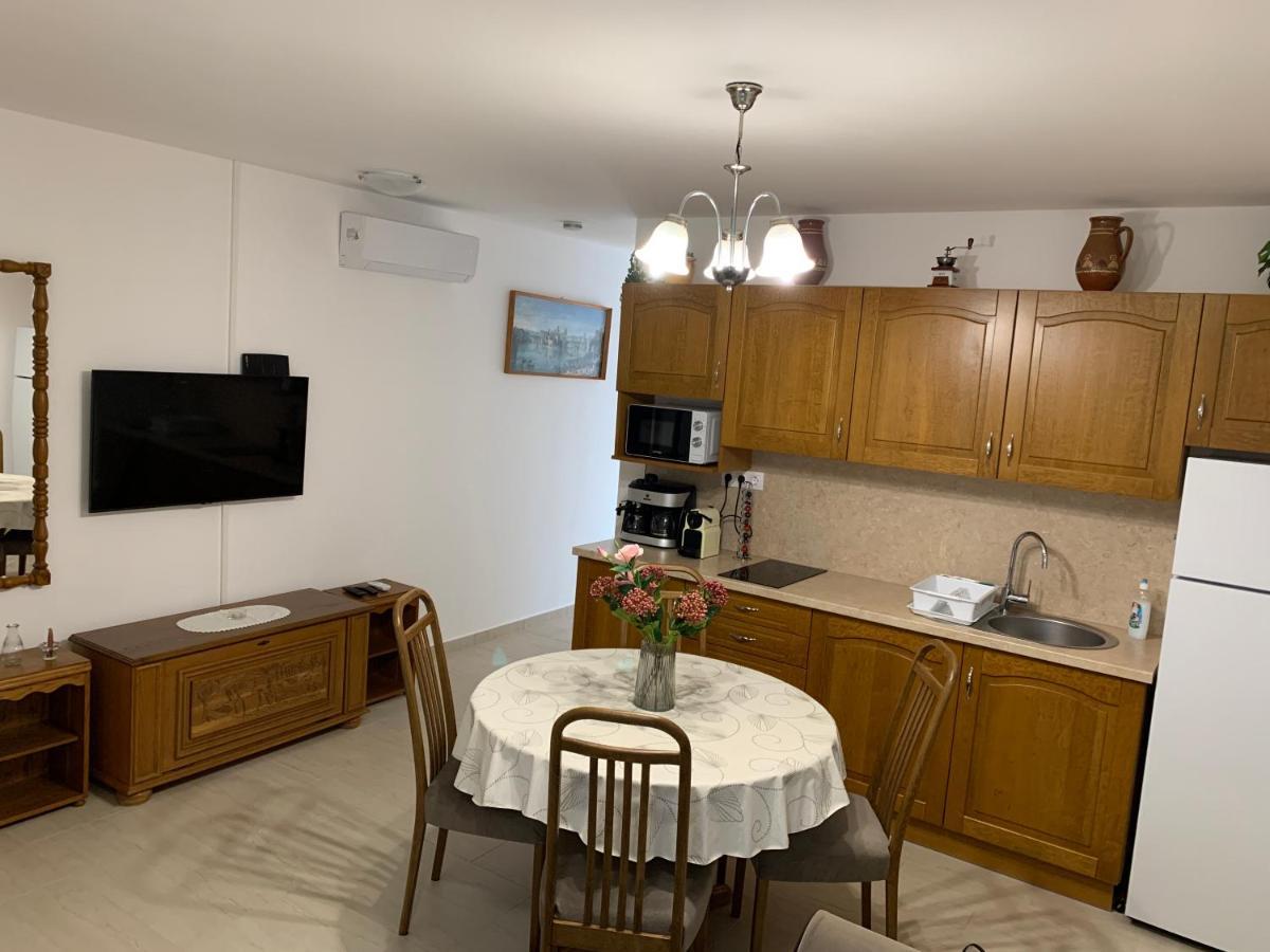 Dodi Apartman ザラカロシュ エクステリア 写真